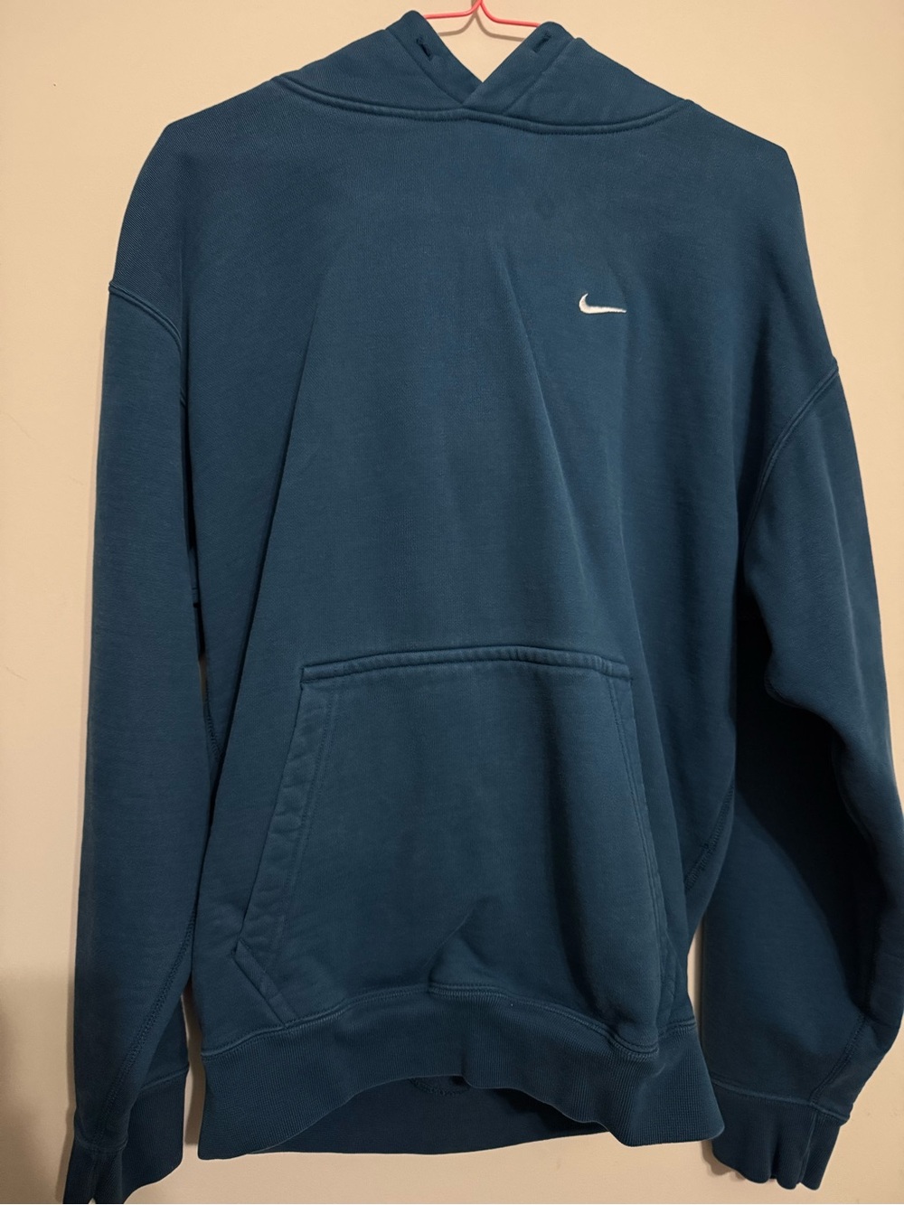 nike sweatshirt